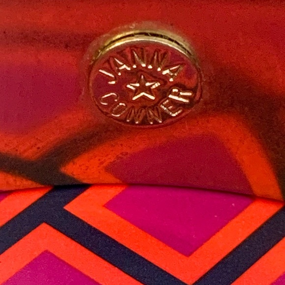 Janna Conner Stackable Beachy Bangle Bracelets - Picture 4 of 7